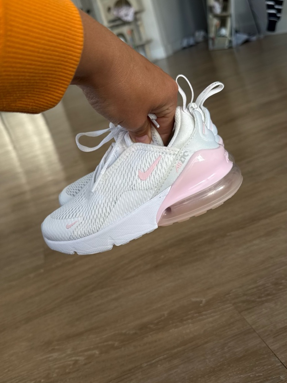 Nike White & Light Pink Air Max 270 Toddlers' Sneakers - Picture 2 of 6